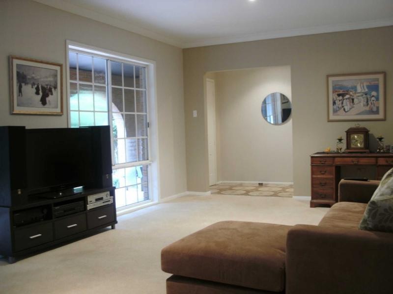 22 Maranoa Street, Wyoming NSW 2250