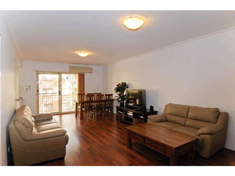 18/8-10 Fifth Avenue, Blacktown NSW 2148