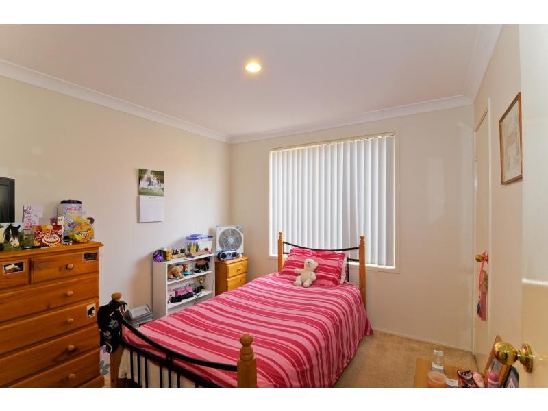 17 Roxby Grove, Quakers Hill NSW 2763