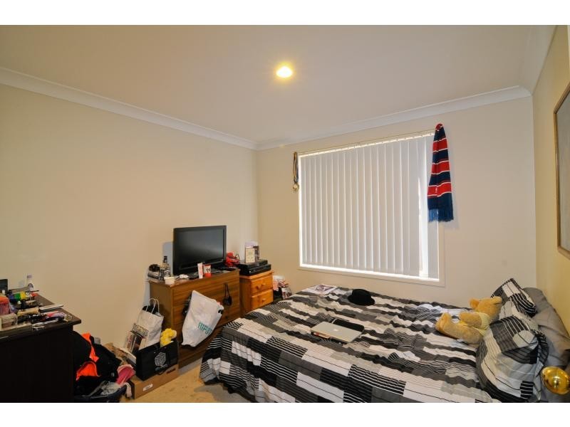 17 Roxby Grove, Quakers Hill NSW 2763