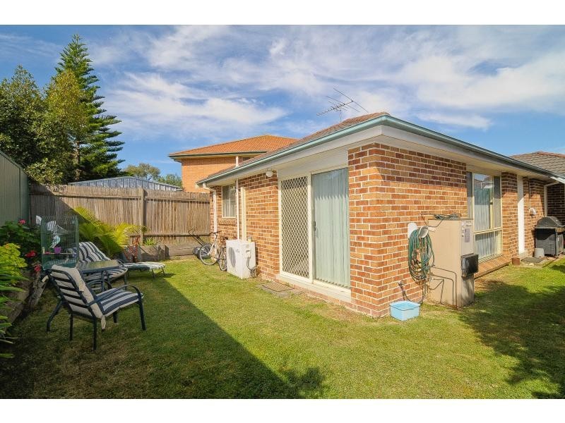 17 Roxby Grove, Quakers Hill NSW 2763