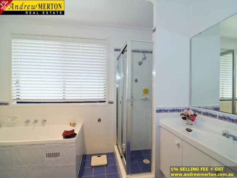 15 Honeyeater Terrace, Glenwood NSW 2768