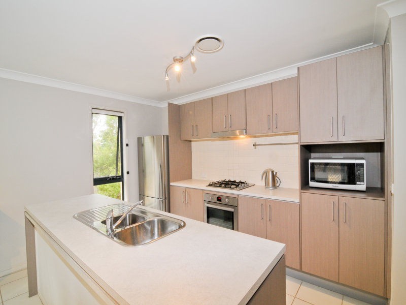 61 Treetop Circuit, Quakers Hill NSW 2763