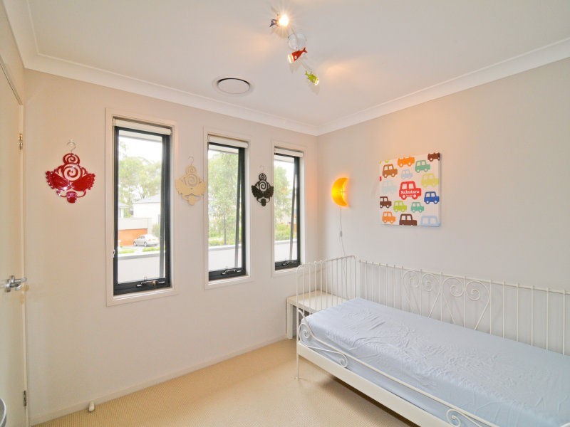 61 Treetop Circuit, Quakers Hill NSW 2763