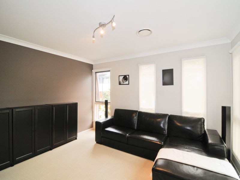 61 Treetop Circuit, Quakers Hill NSW 2763