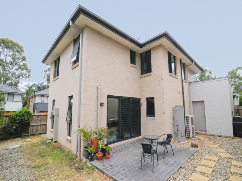 61 Treetop Circuit, Quakers Hill NSW 2763