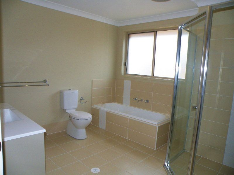 28 Paringa Drive, The Ponds NSW 2769