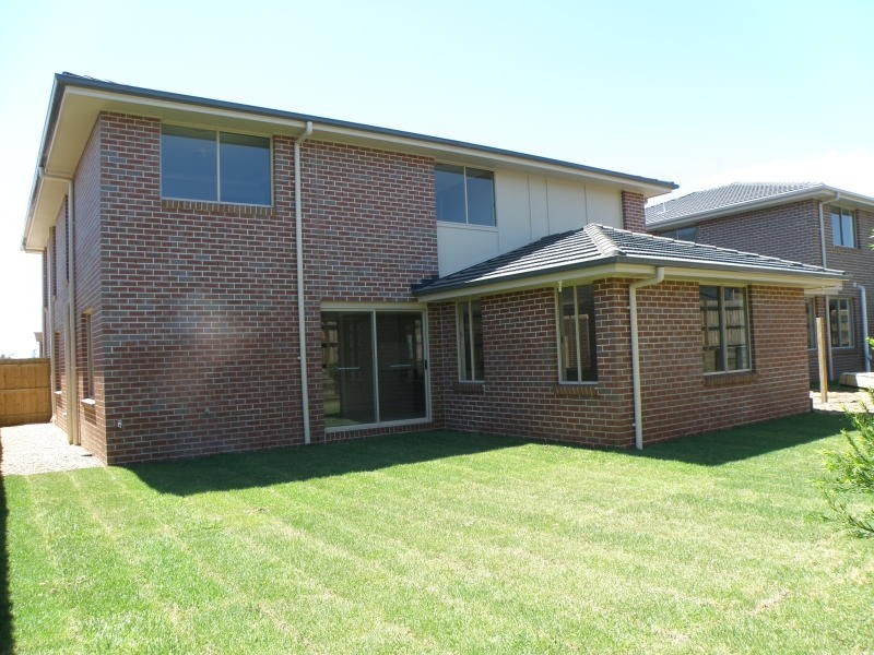 28 Paringa Drive, The Ponds NSW 2769