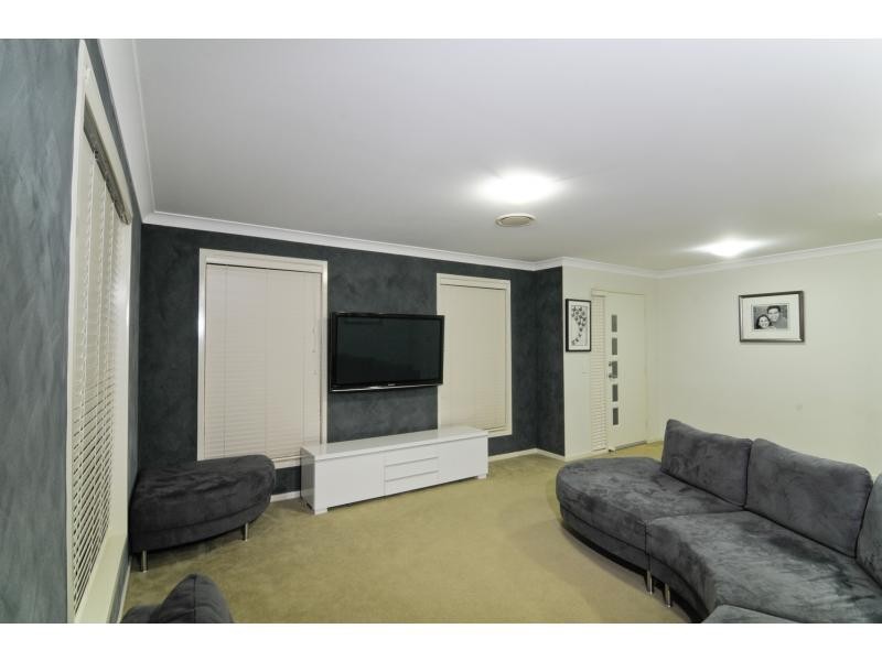 28 Somersby Circuit, Acacia Gardens NSW 2763