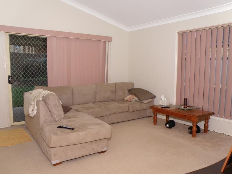 5 Kashmir Avenue, Quakers Hill NSW 2763