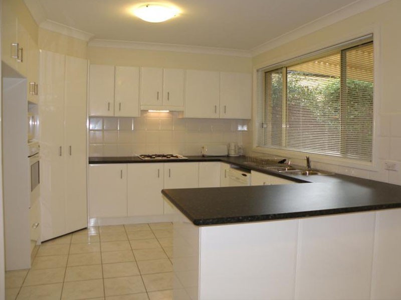 10 Jordan Pl, Kellyville NSW 2155