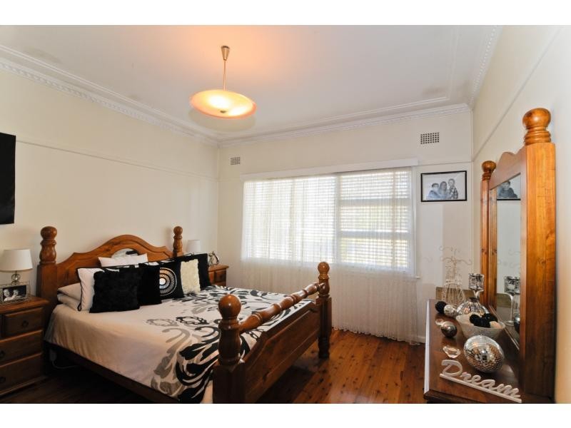 5 Selby Place, Blacktown NSW 2148