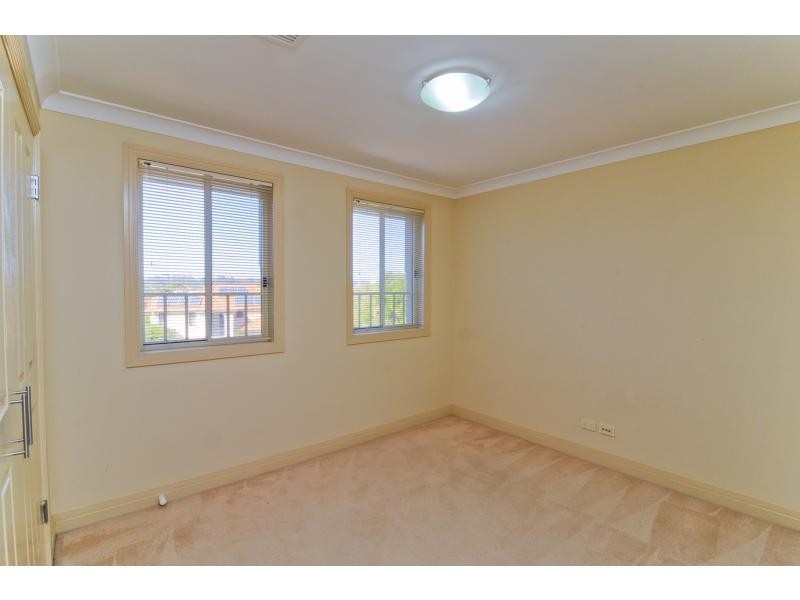 19 Garnet Grove, Glenwood NSW 2768