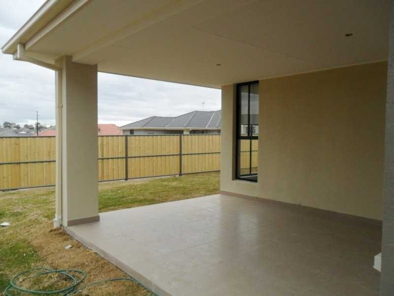 38 Waterfall Boulevard, The Ponds NSW 2769