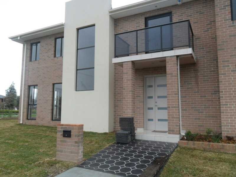 40 Crimson Crescent, The Ponds NSW 2769