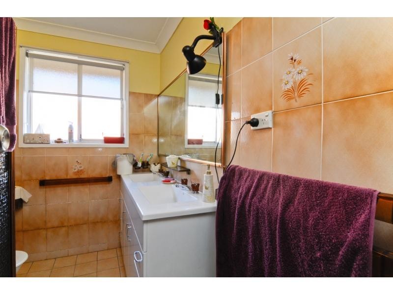 60 Mackenzie Boulevard, Seven Hills NSW 2147