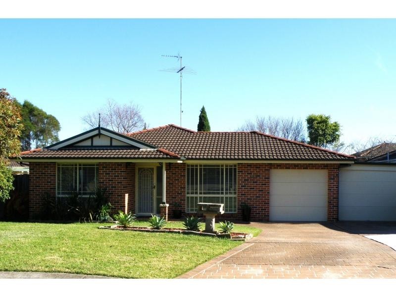 8 Hambro Avenue, Glenwood NSW 2768