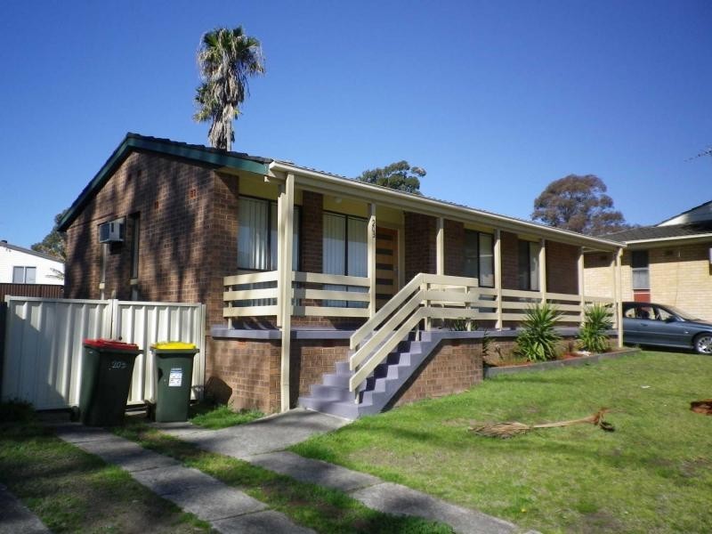 203 Hill End Road, Doonside NSW 2767