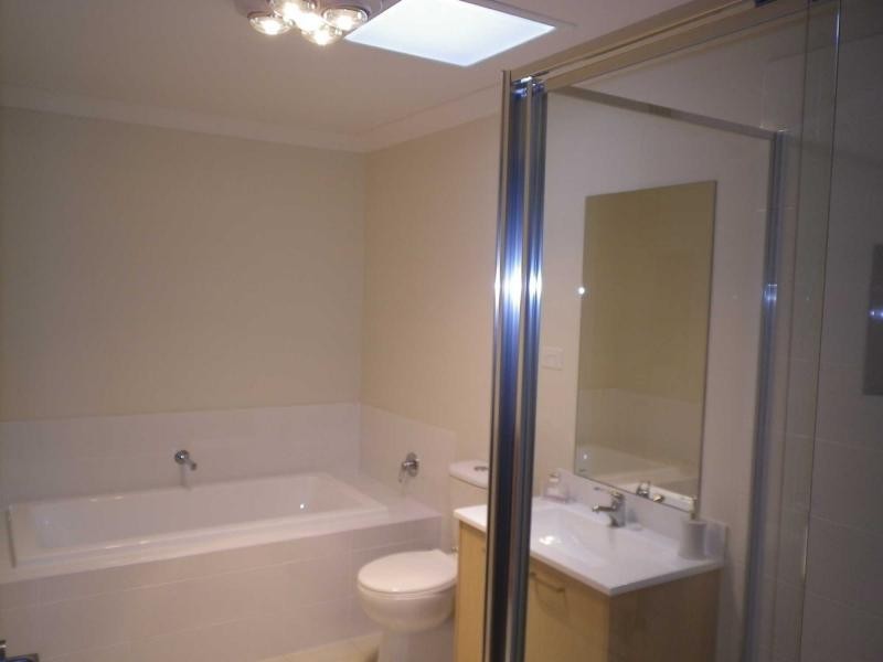 17 Taradale Drive, Ropes Crossing NSW 2760