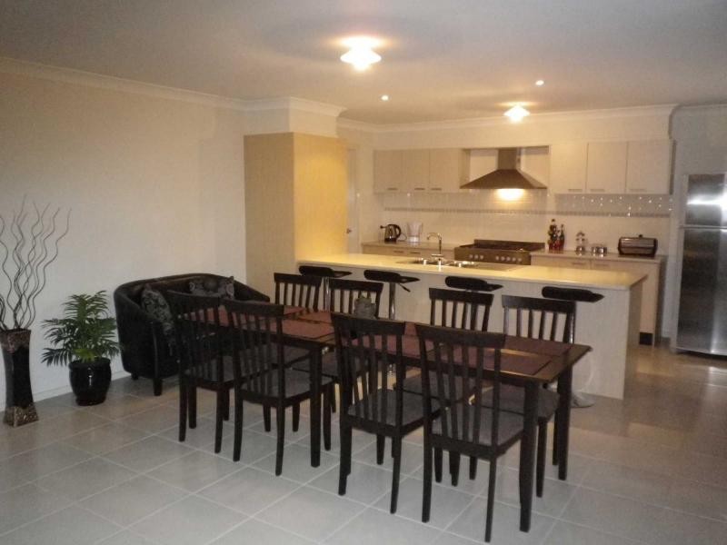 17 Taradale Drive, Ropes Crossing NSW 2760