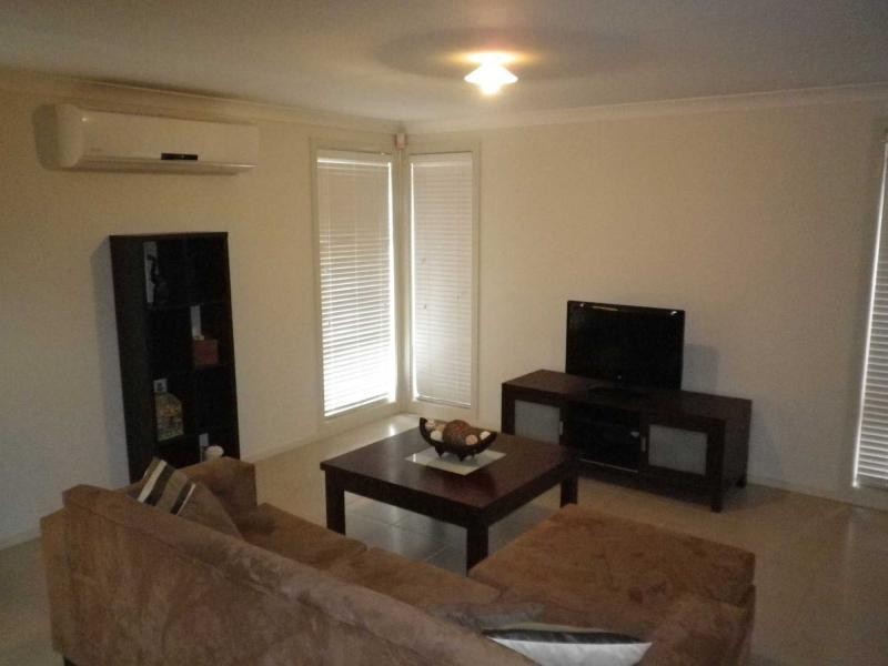 17 Taradale Drive, Ropes Crossing NSW 2760