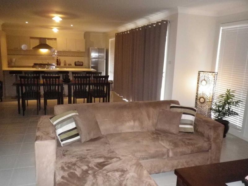 17 Taradale Drive, Ropes Crossing NSW 2760