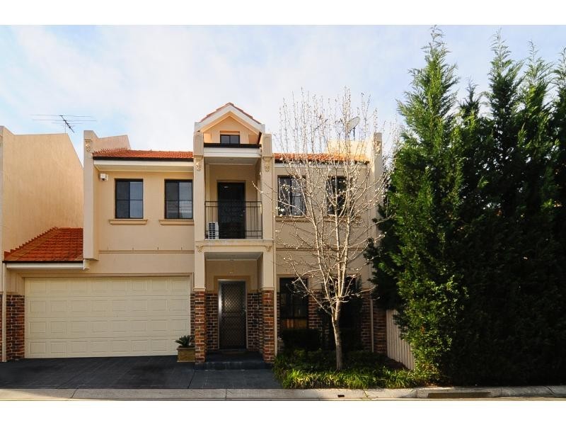 30/6 Blossom Place, Quakers Hill NSW 2763