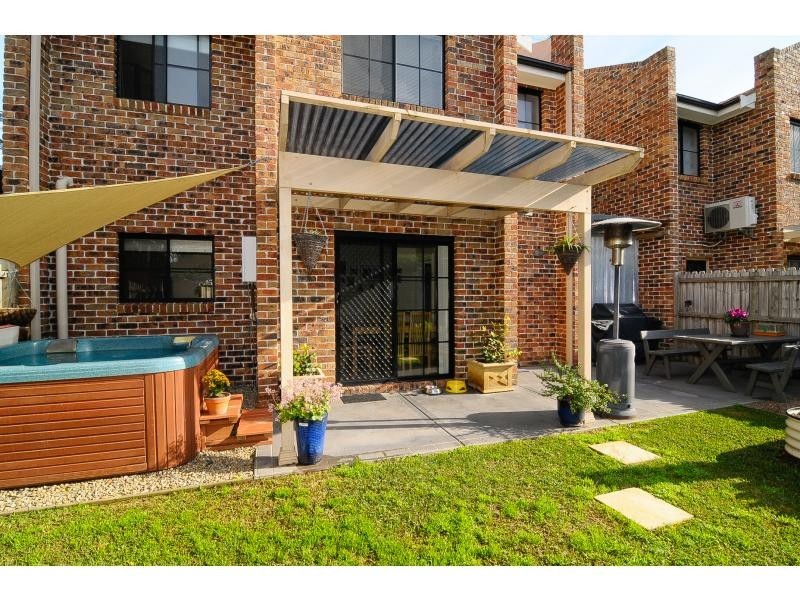 30/6 Blossom Place, Quakers Hill NSW 2763