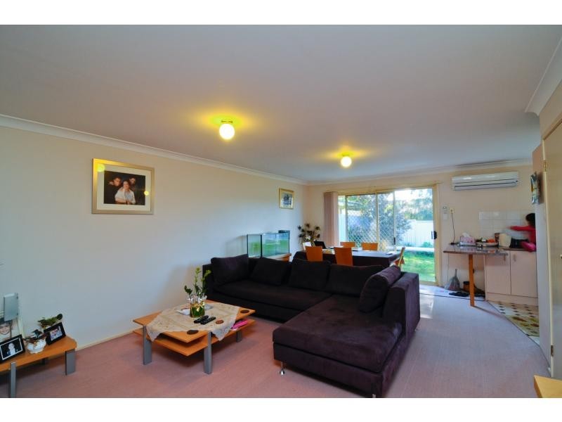 67b Thompson Crescent, Glenwood NSW 2768