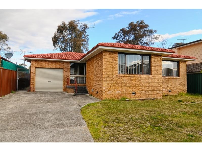 17 Rowntree Street, Quakers Hill NSW 2763