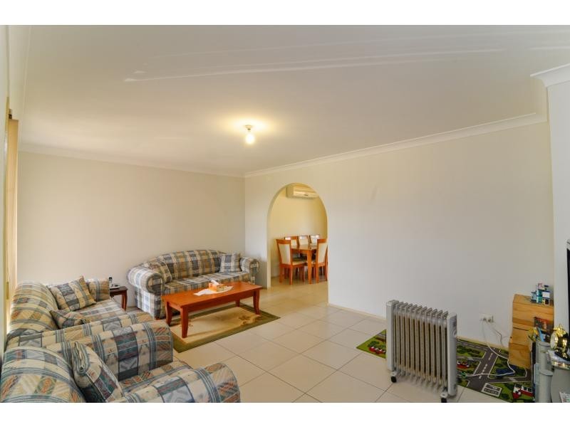 17 Rowntree Street, Quakers Hill NSW 2763