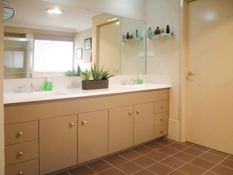 17 Frangipani Ave, Glenwood NSW 2768