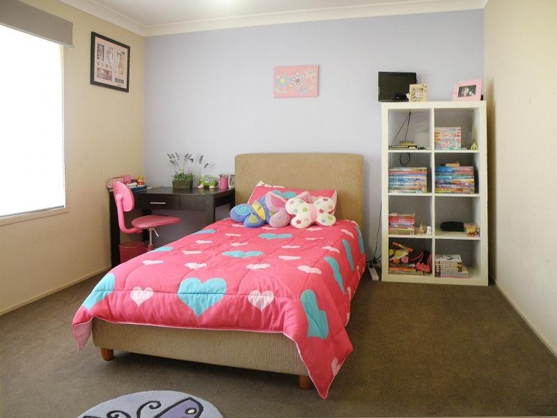 17 Frangipani Ave, Glenwood NSW 2768