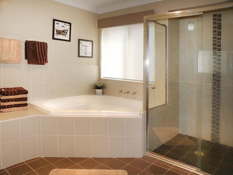 17 Frangipani Ave, Glenwood NSW 2768