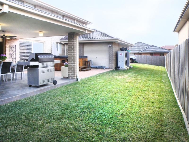 17 Frangipani Ave, Glenwood NSW 2768