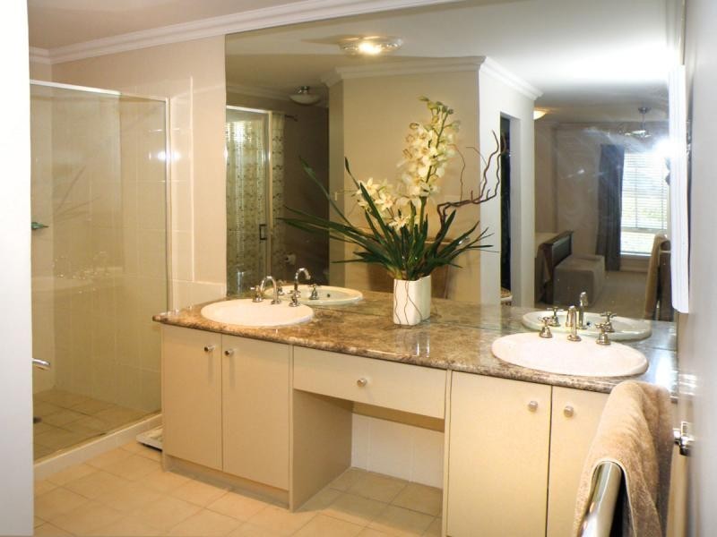 37 Valenti Cr, Kellyville NSW 2155