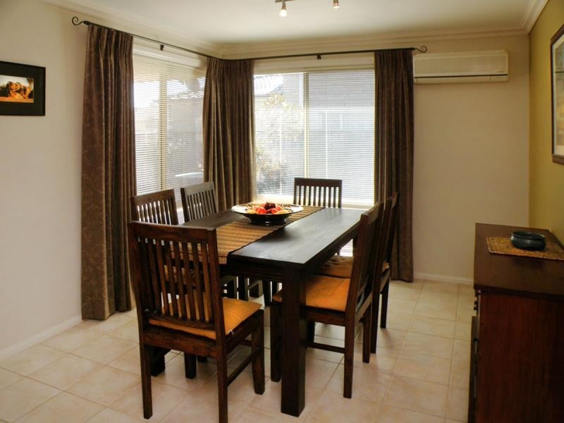 37 Valenti Cr, Kellyville NSW 2155