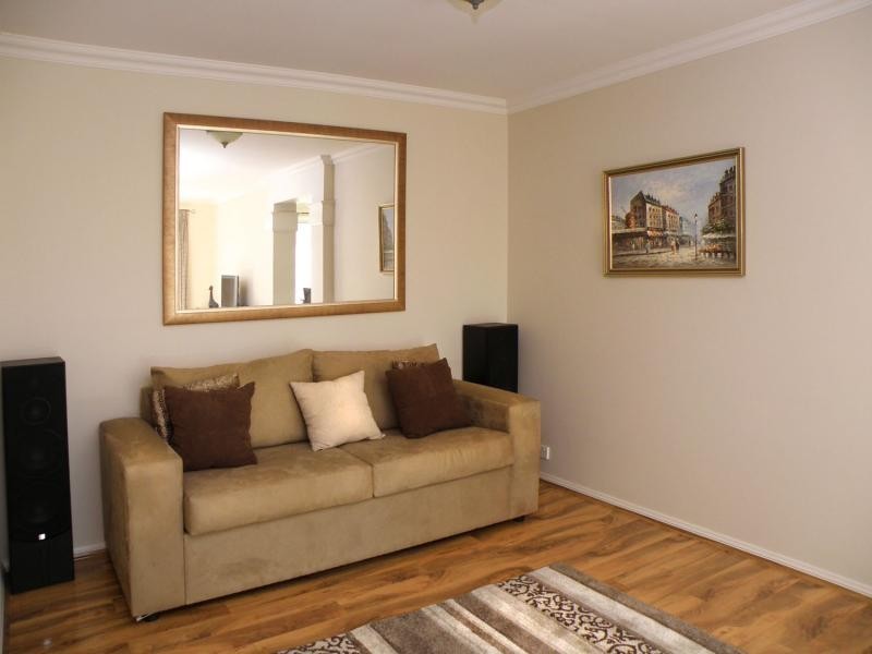 37 Valenti Cr, Kellyville NSW 2155