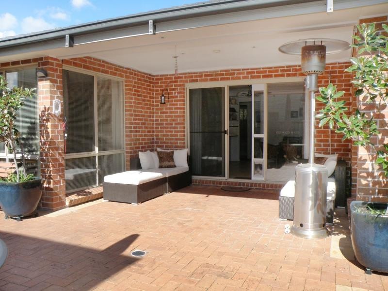 37 Valenti Cr, Kellyville NSW 2155
