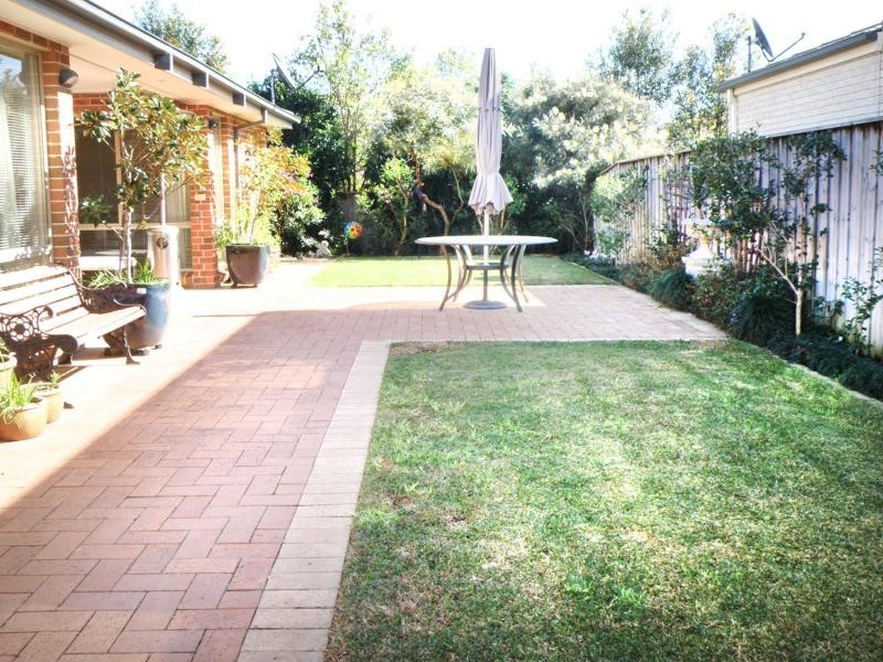 37 Valenti Cr, Kellyville NSW 2155