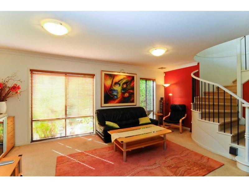 3 Stallion Glen, Glenwood NSW 2768