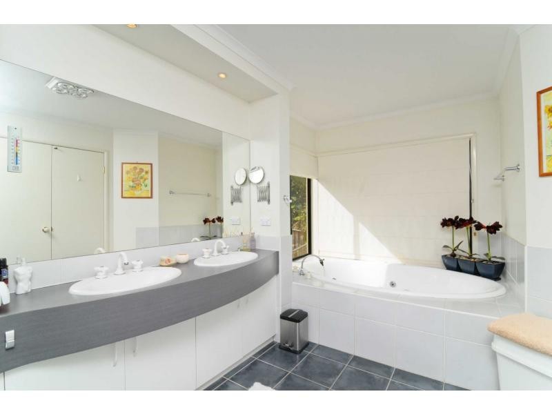 3 Stallion Glen, Glenwood NSW 2768