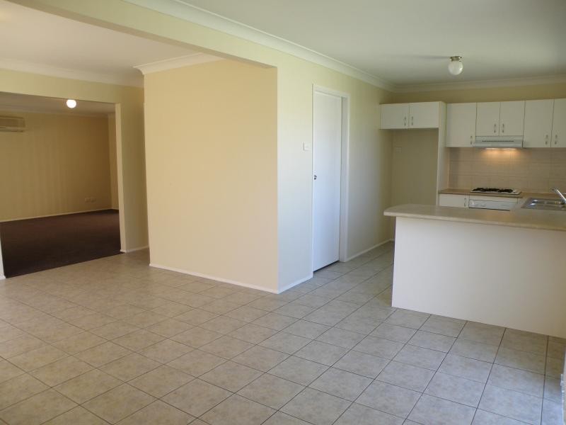 139 Dongola Circuit, Quakers Hill NSW 2763