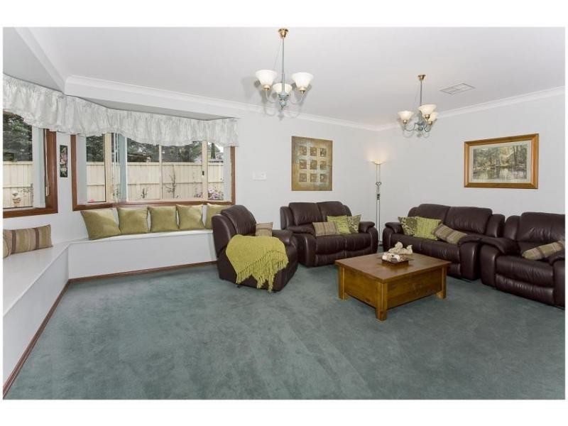 71 James Mileham Dr, Kellyville NSW 2155