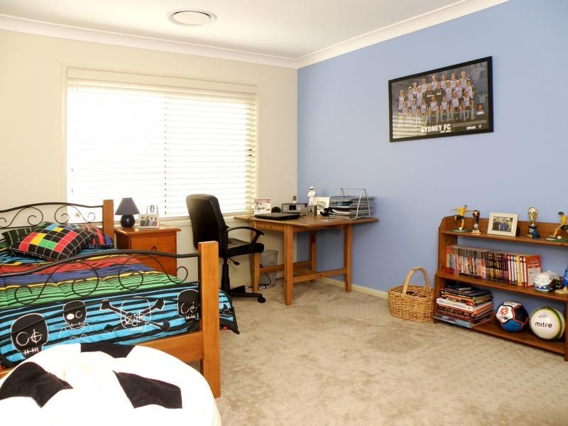 32 Deneden Av, Kellyville Ridge NSW 2155