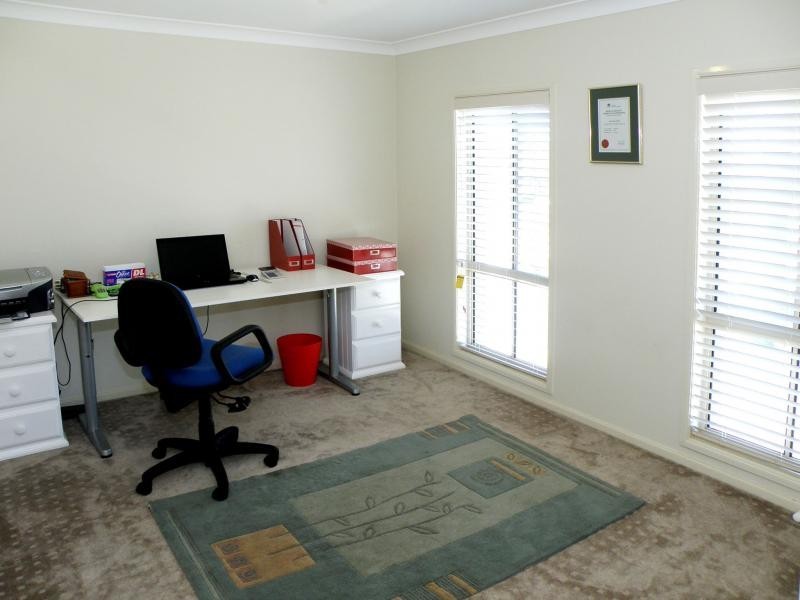 32 Deneden Av, Kellyville Ridge NSW 2155