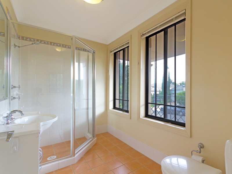 8 Garnet Grove, Glenwood NSW 2768