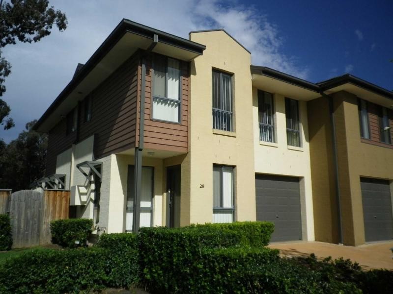 28 Tree Top Circuit, Quakers Hill NSW 2763