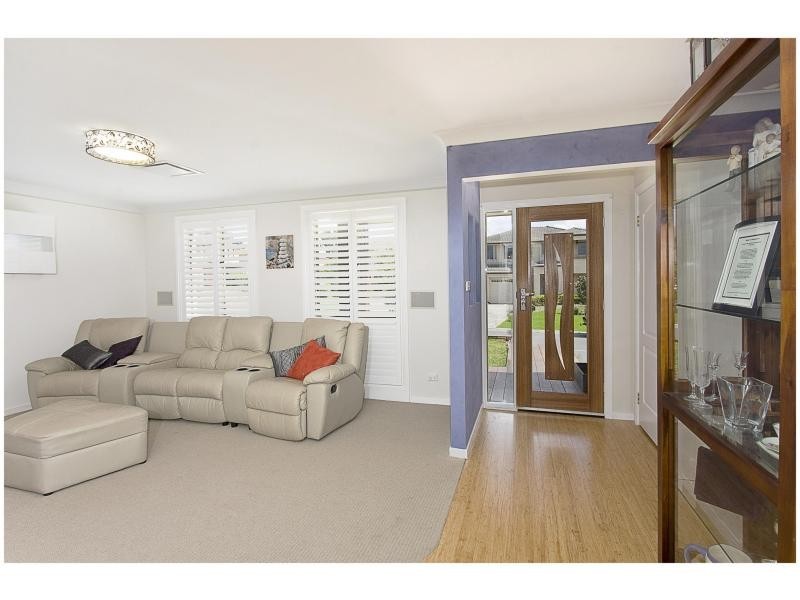 8 Collins Ct, Rouse Hill NSW 2155