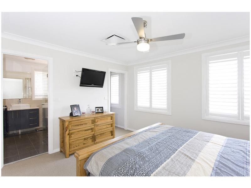 8 Collins Ct, Rouse Hill NSW 2155